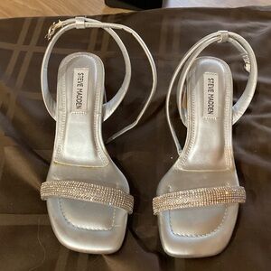 Steve Madden Metallic Silver Sandals